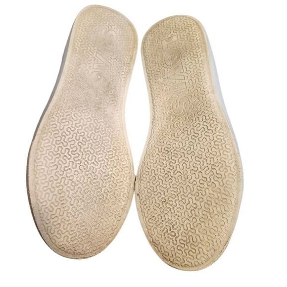 Levi's Dakota Vegan Suede Low Top Sneaker Women's 9 Light Gray Casual Lace Up Sh - Picture 4 of 5